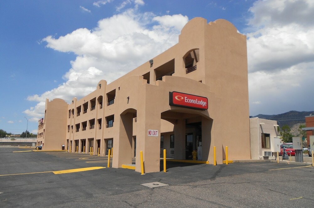 Фото Econo Lodge East