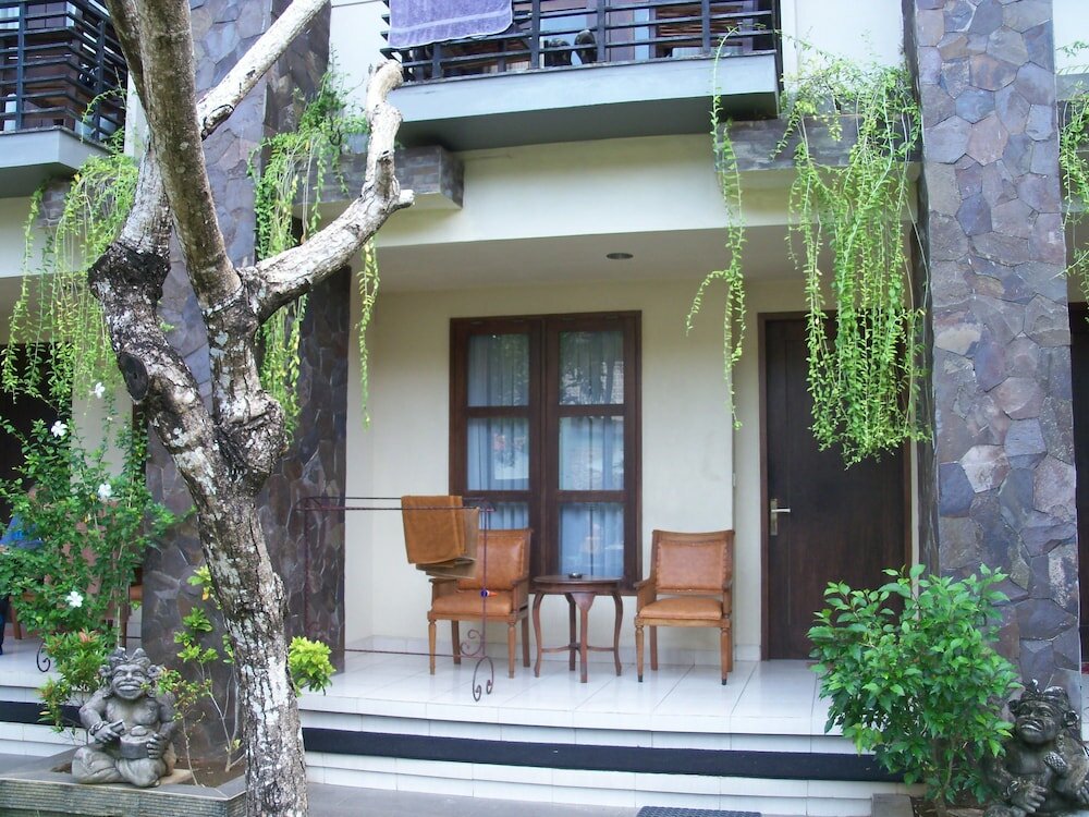 Фото La Walon Hotel