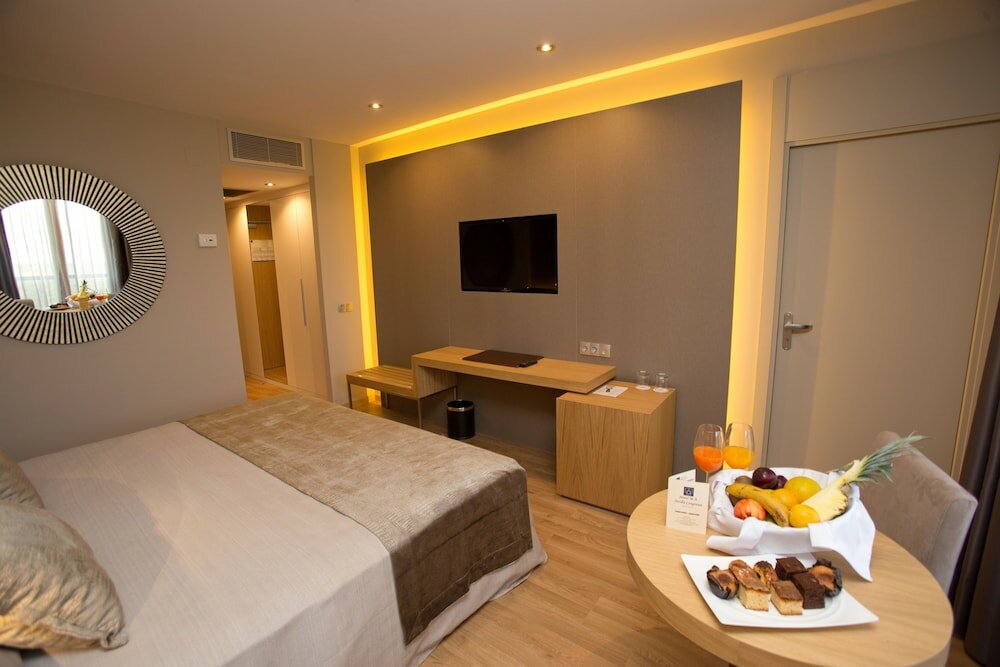 Фото Hotel M. A. Sevilla Congresos