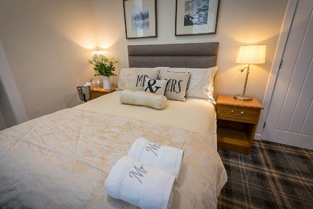 Фото Castletown Hotel