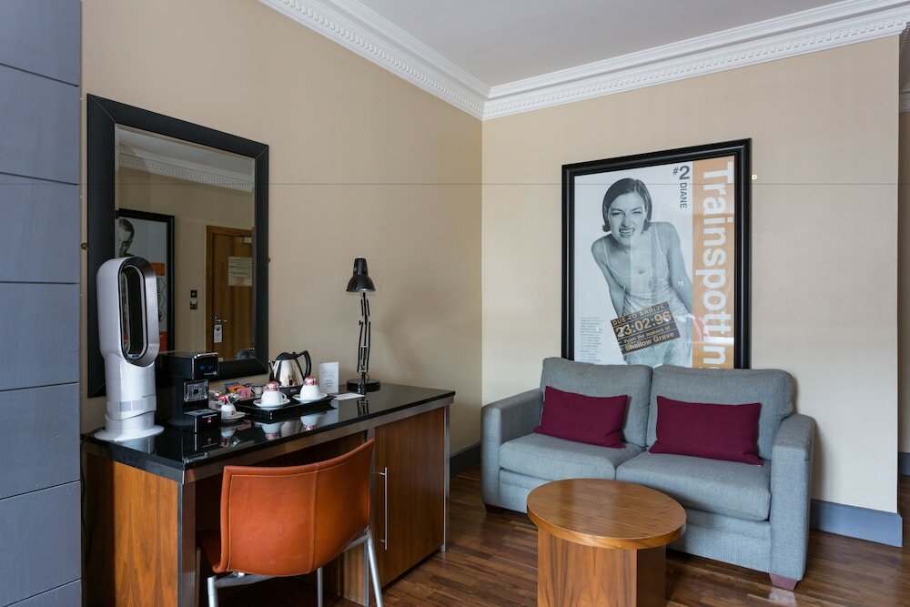 Фото Angel's Share Hotel