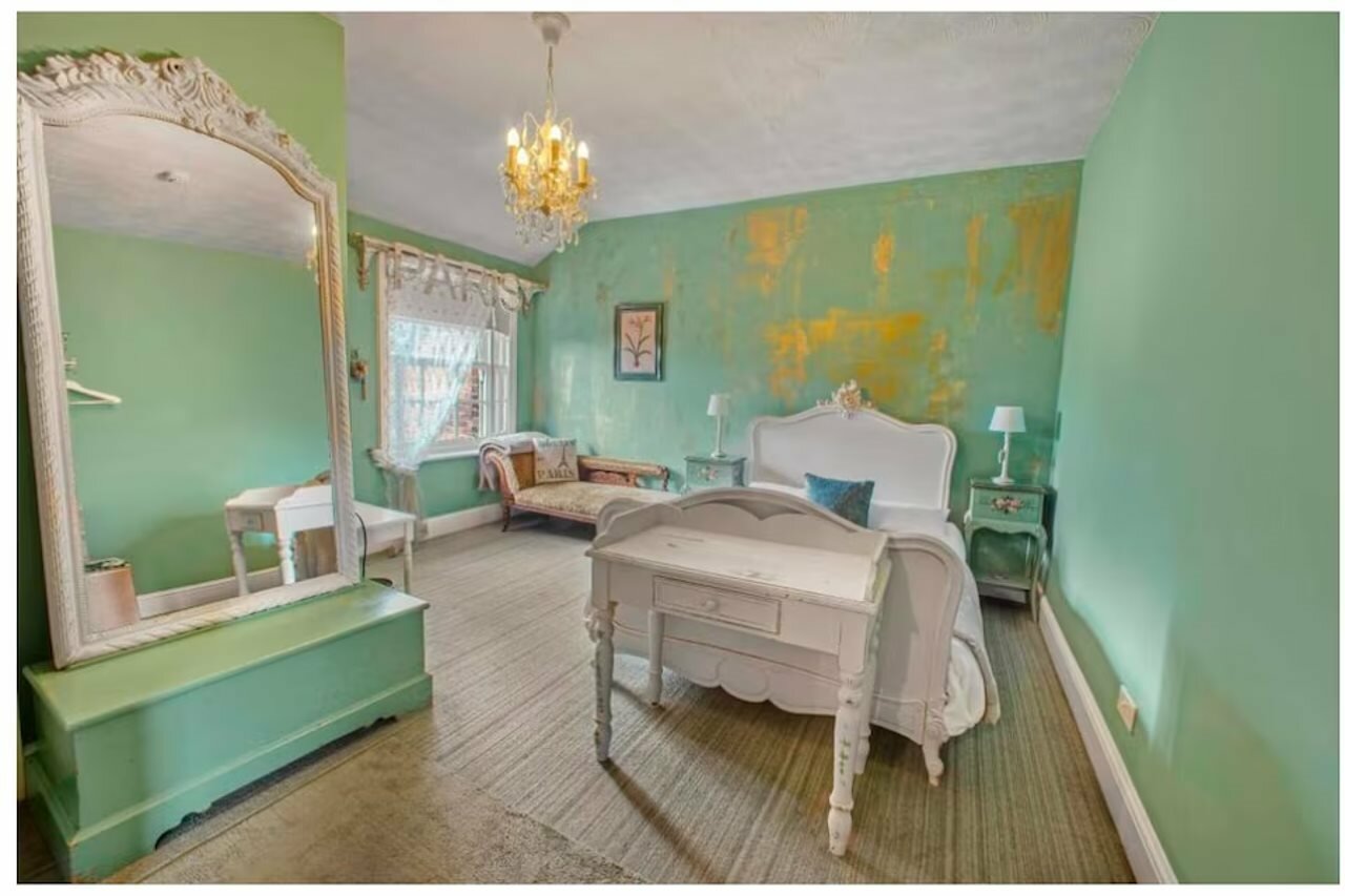 Фото Cornerstones Guest House