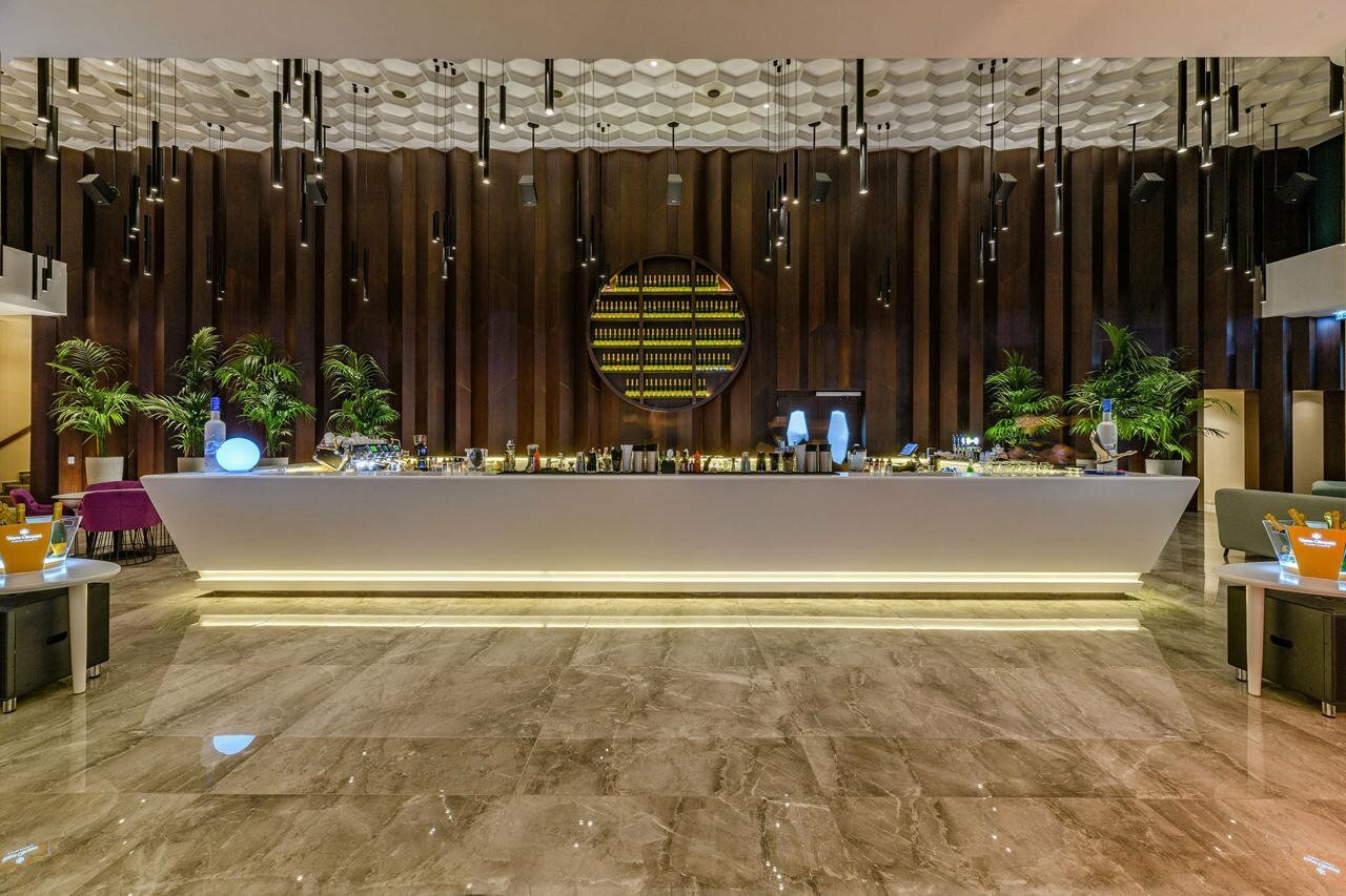 Фото Tasia Maris Seasons