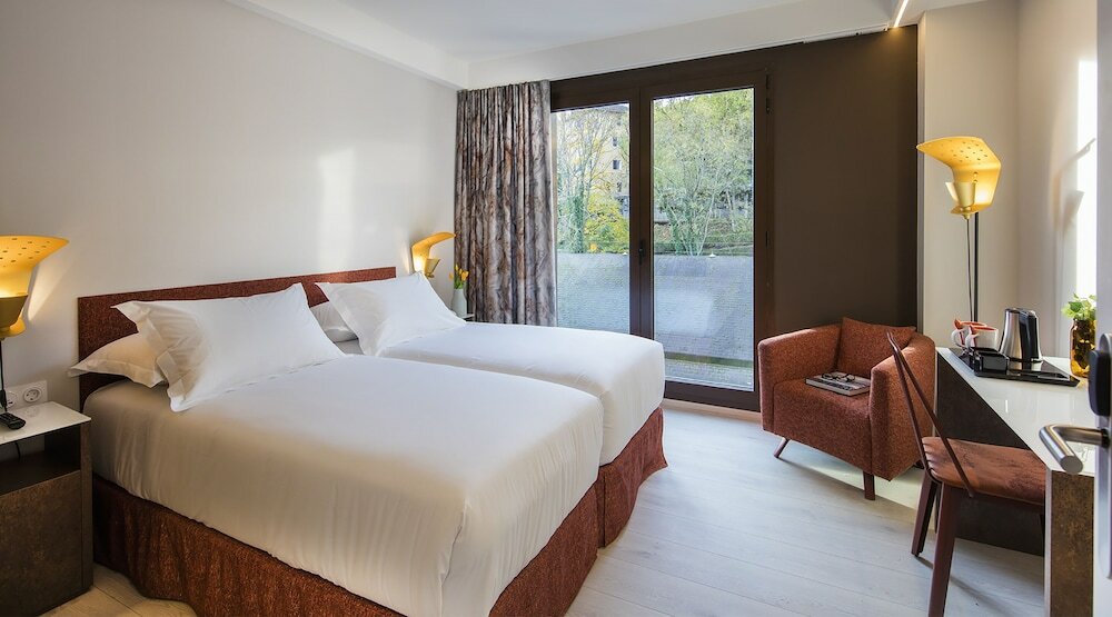 Фото Отель Axel San Sebastián - Adults Only