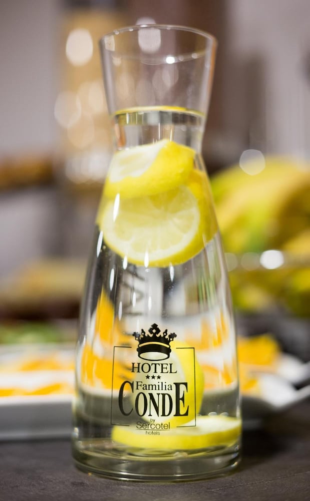 Фото Hotel Sercotel Familia Conde