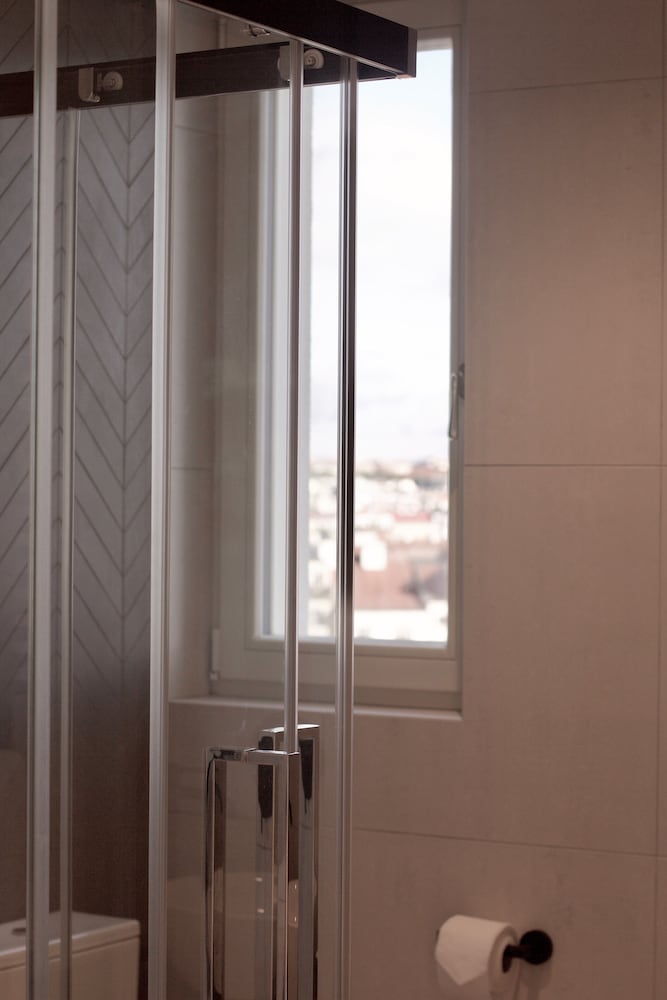 Фото Chevron Design Hotel Prague