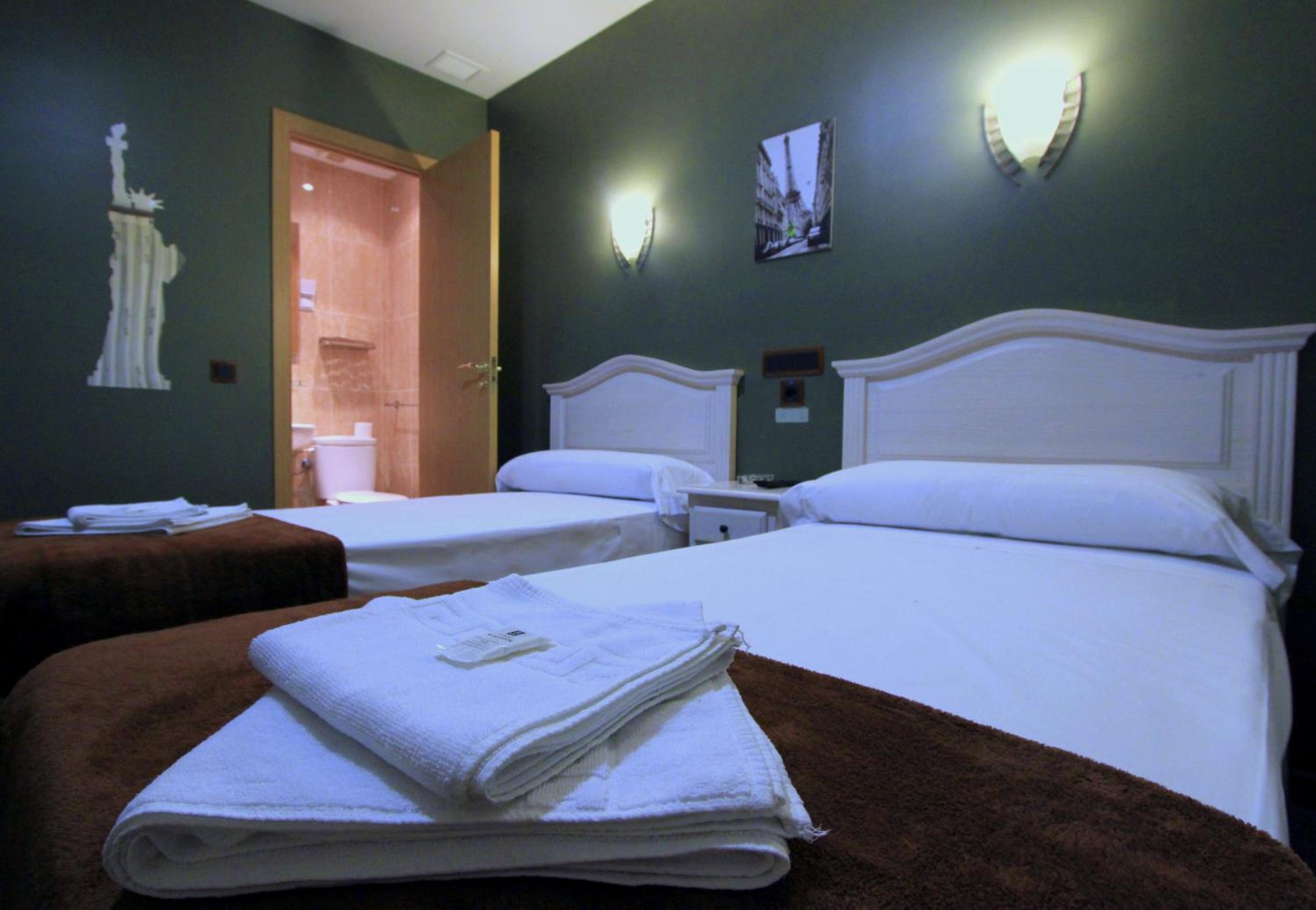 Фото Hostal Regio