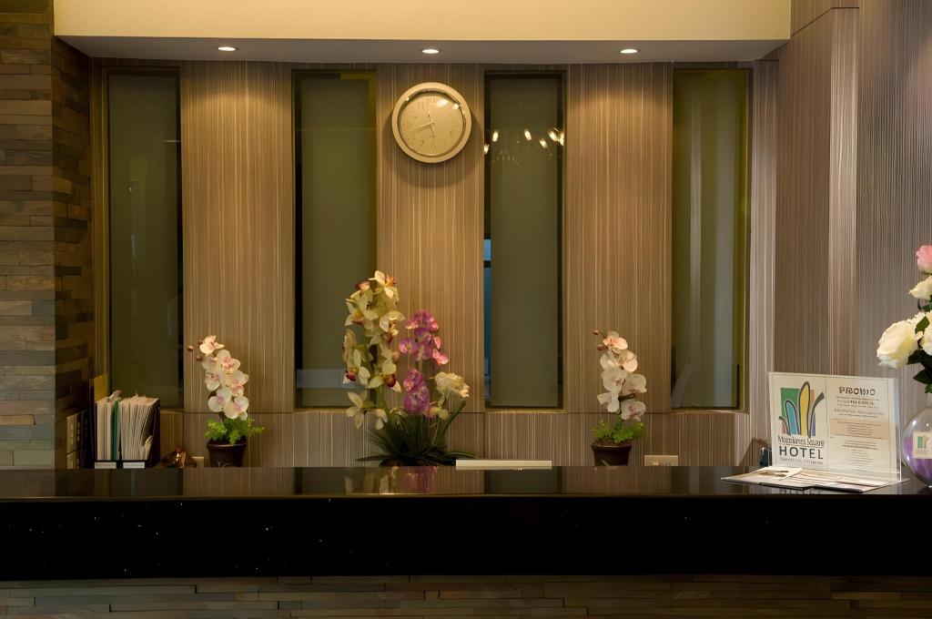 Фото Magallanes Square Hotel