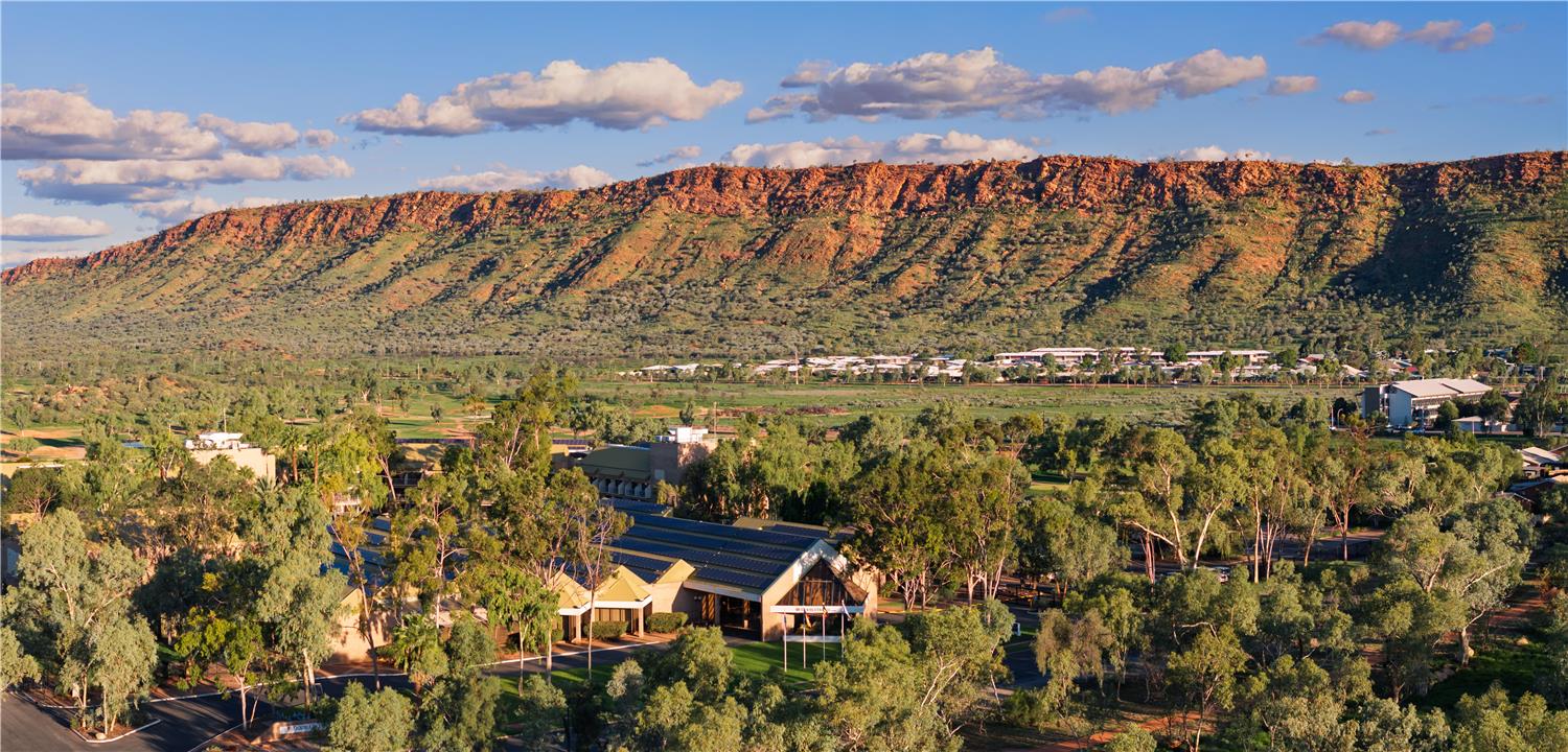Фото DoubleTree by Hilton Hotel Alice Springs
