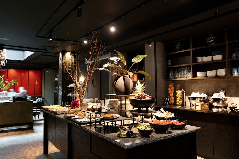 Фото Elite Hotel Esplanade