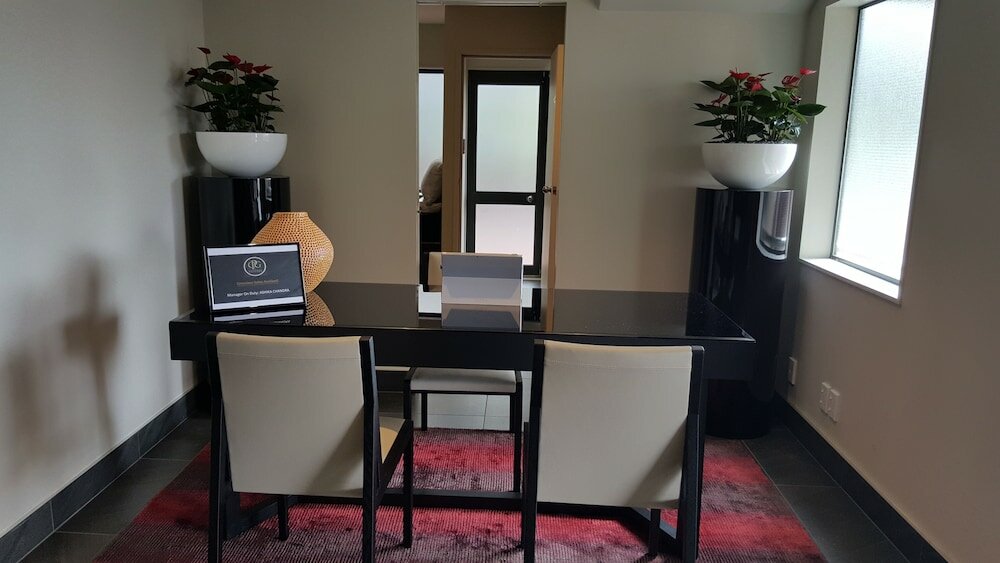 Фото Greenlane Suites