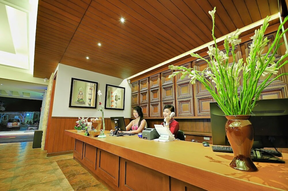 Фото Alron Hotel Kuta Powered by Archipelago