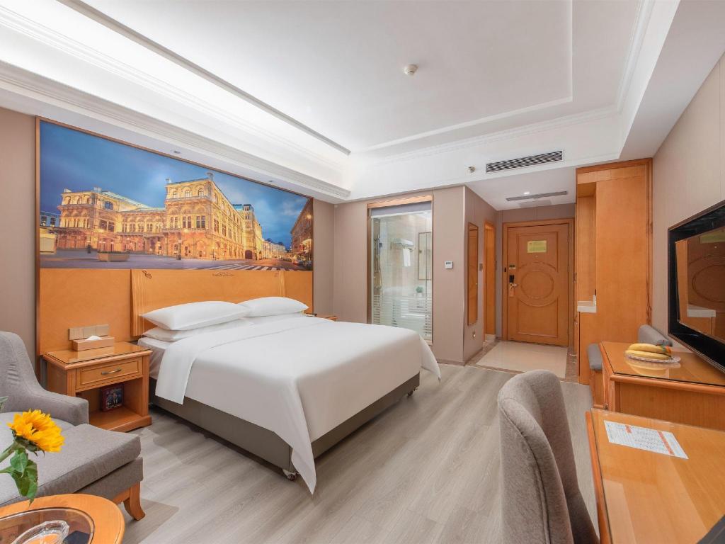 Фото Vienna Hotel