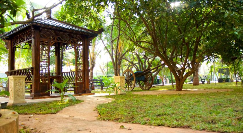 Фото Tilko Jaffna City Hotel