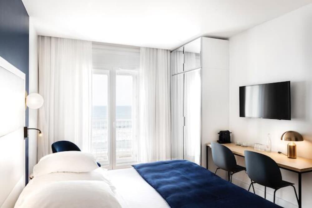 Фото Hotel le Windsor Grande Plage Biarritz