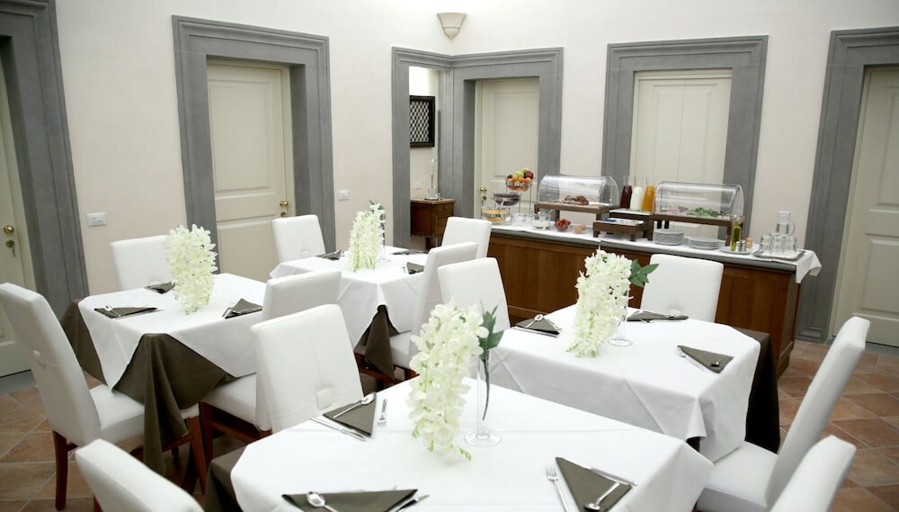 Фото Hotel Renaissance