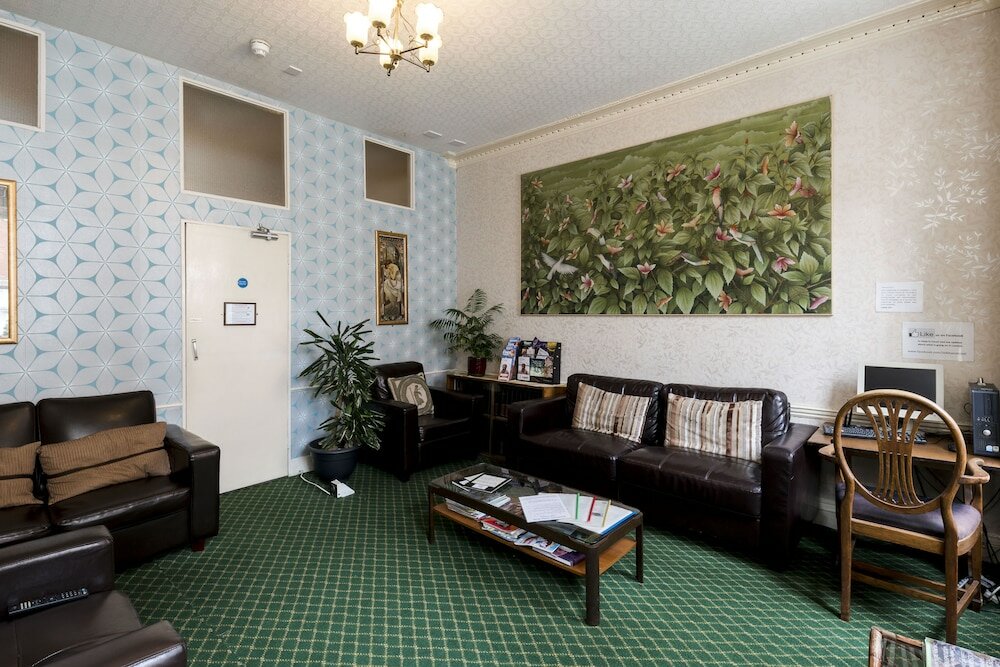 Фото St Athans Hotel