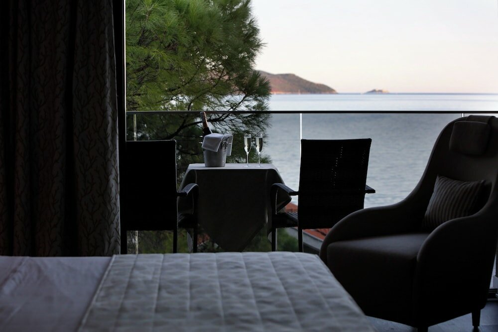 Фото Palmon Bay Hotel & SPA