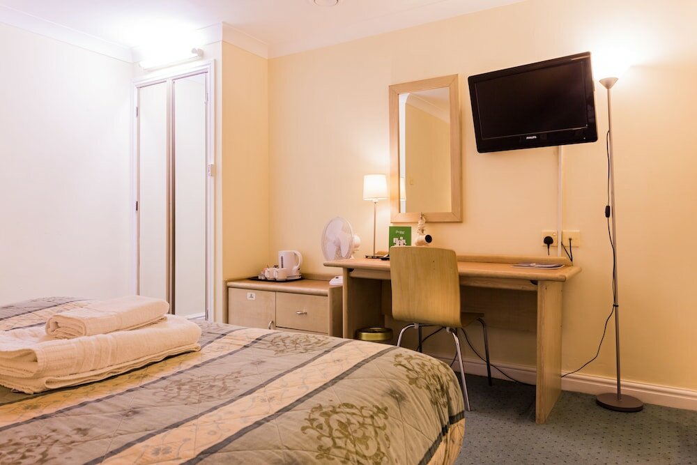 Фото Gardens Hotel