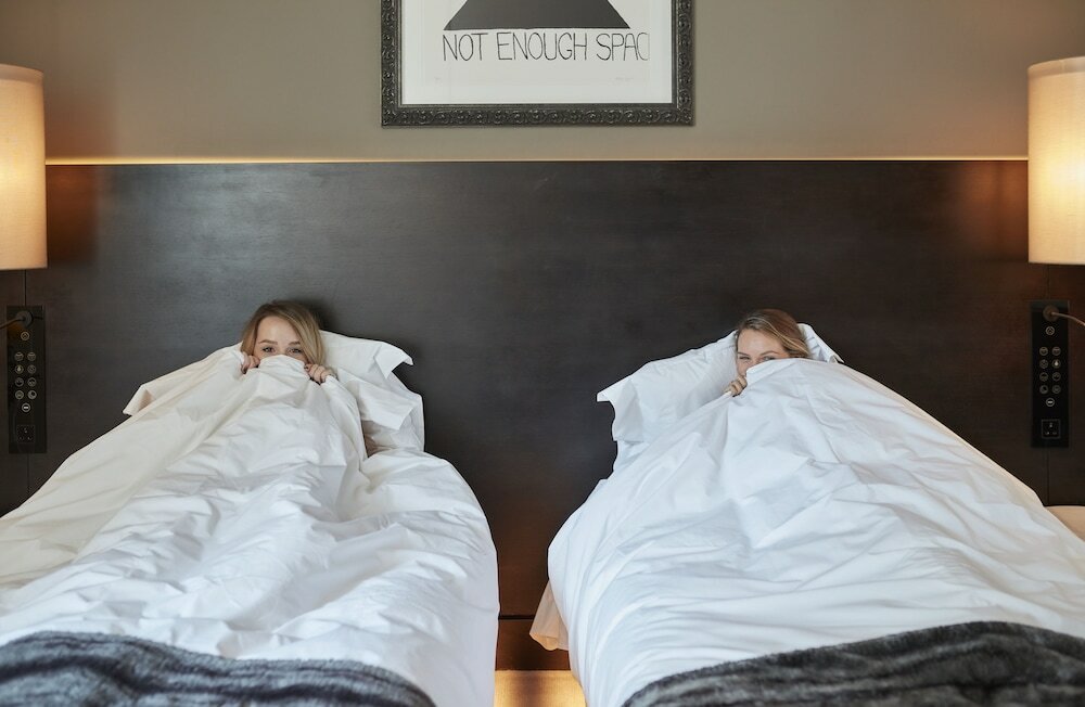 Фото South Place Hotel