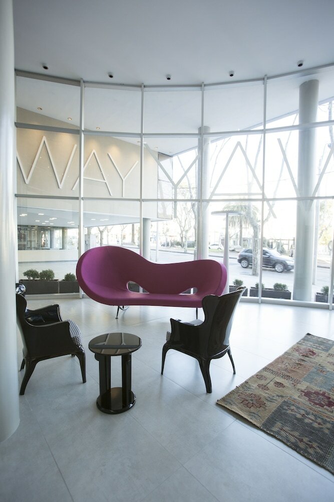 Фото Regency Way Montevideo Hotel