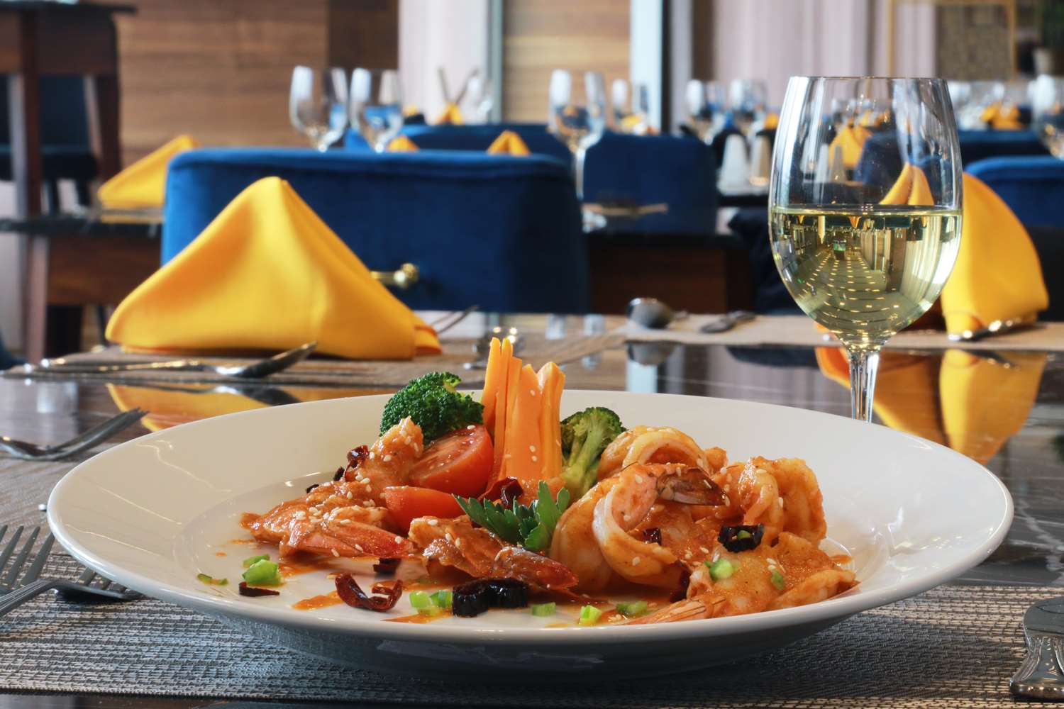 Фото Hilton Garden Inn Monterrey Obispado