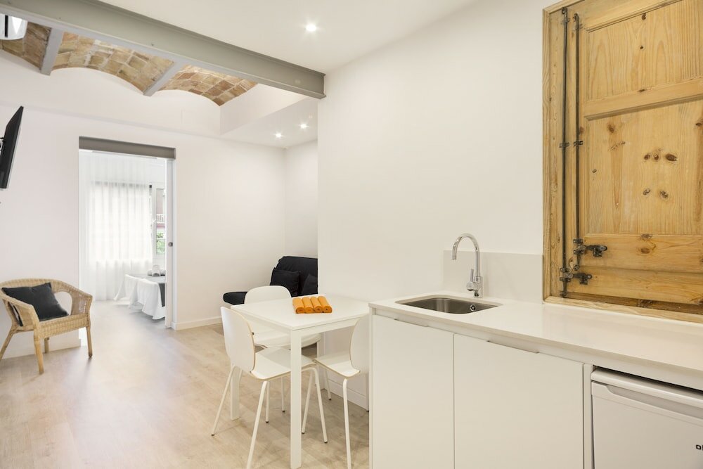 Фото BcnStop Sagrada Familia Apartments