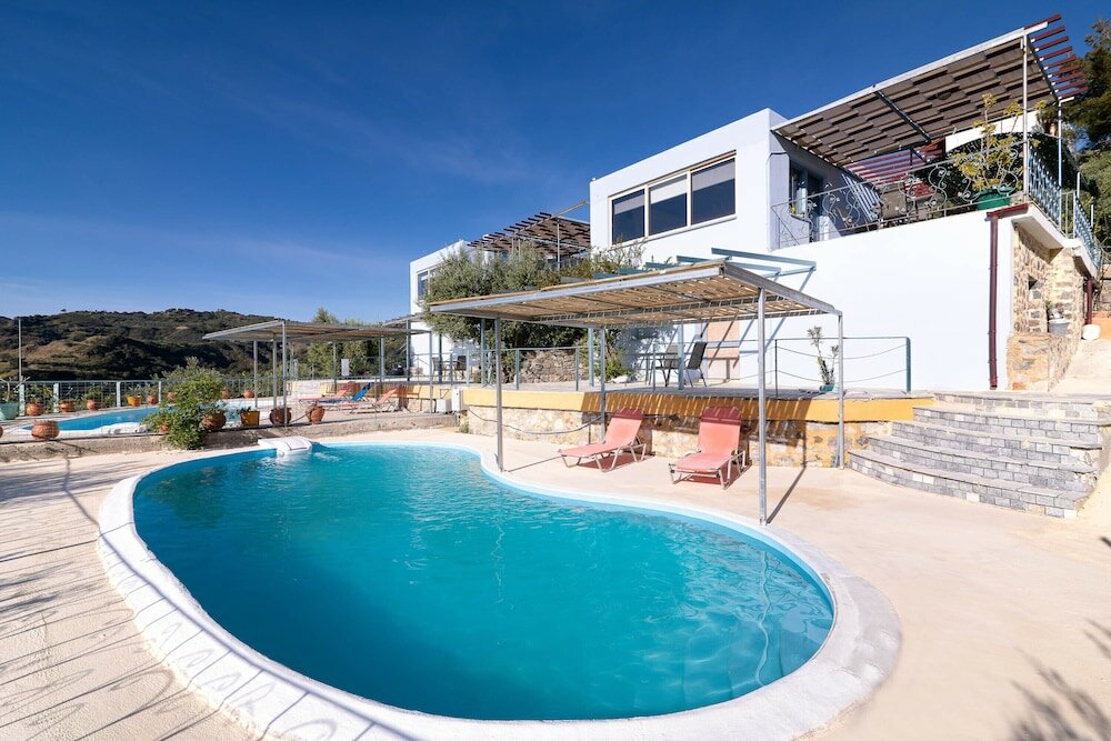 Фото Sarakinas Residences