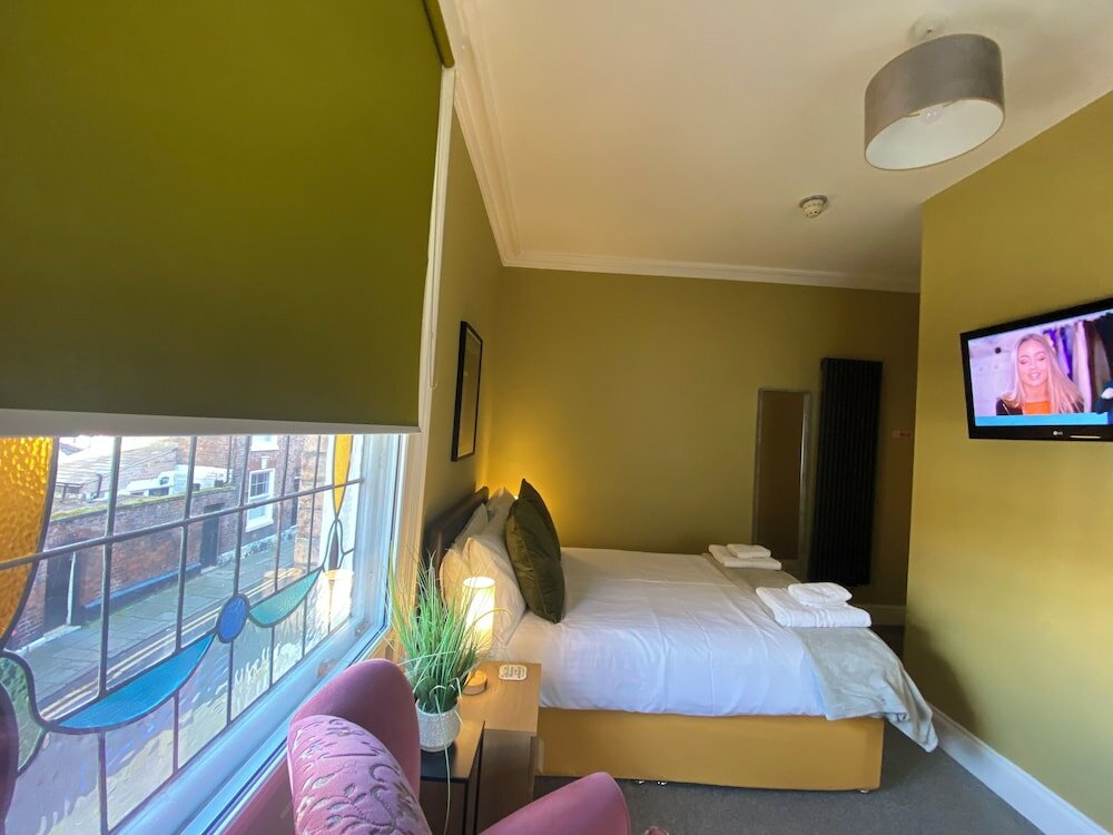 Фото Grosvenor Place Guest House