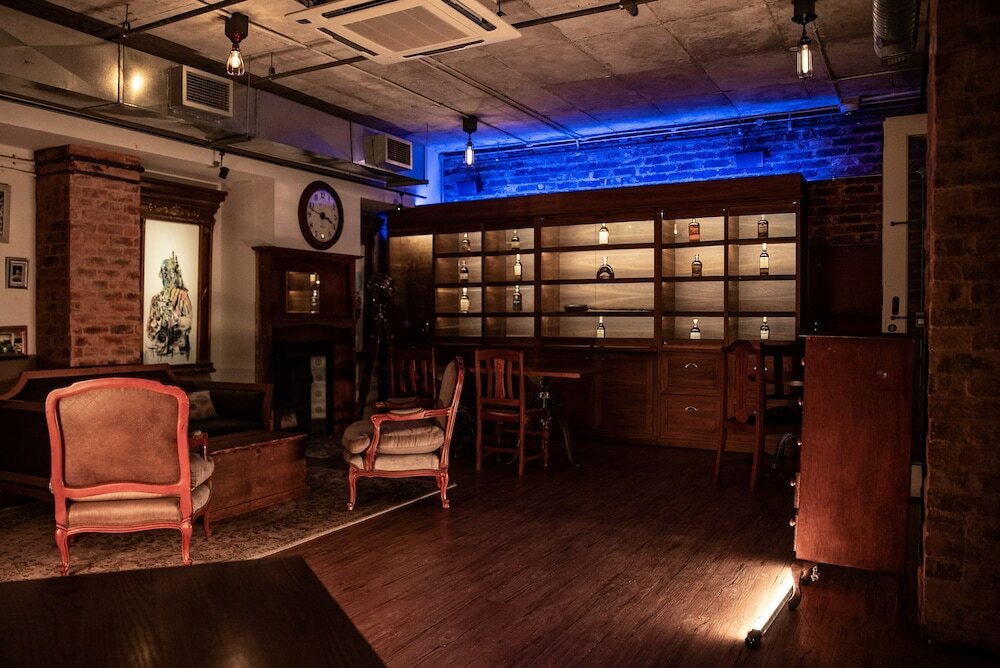 Фото Hallmark Hotel