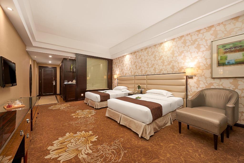 Фото Country Garden Phoenix Hotel Lechang