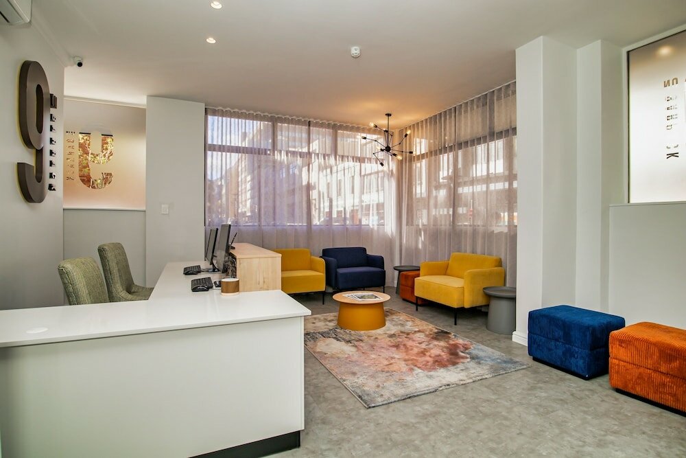 Фото Parliament Hotel