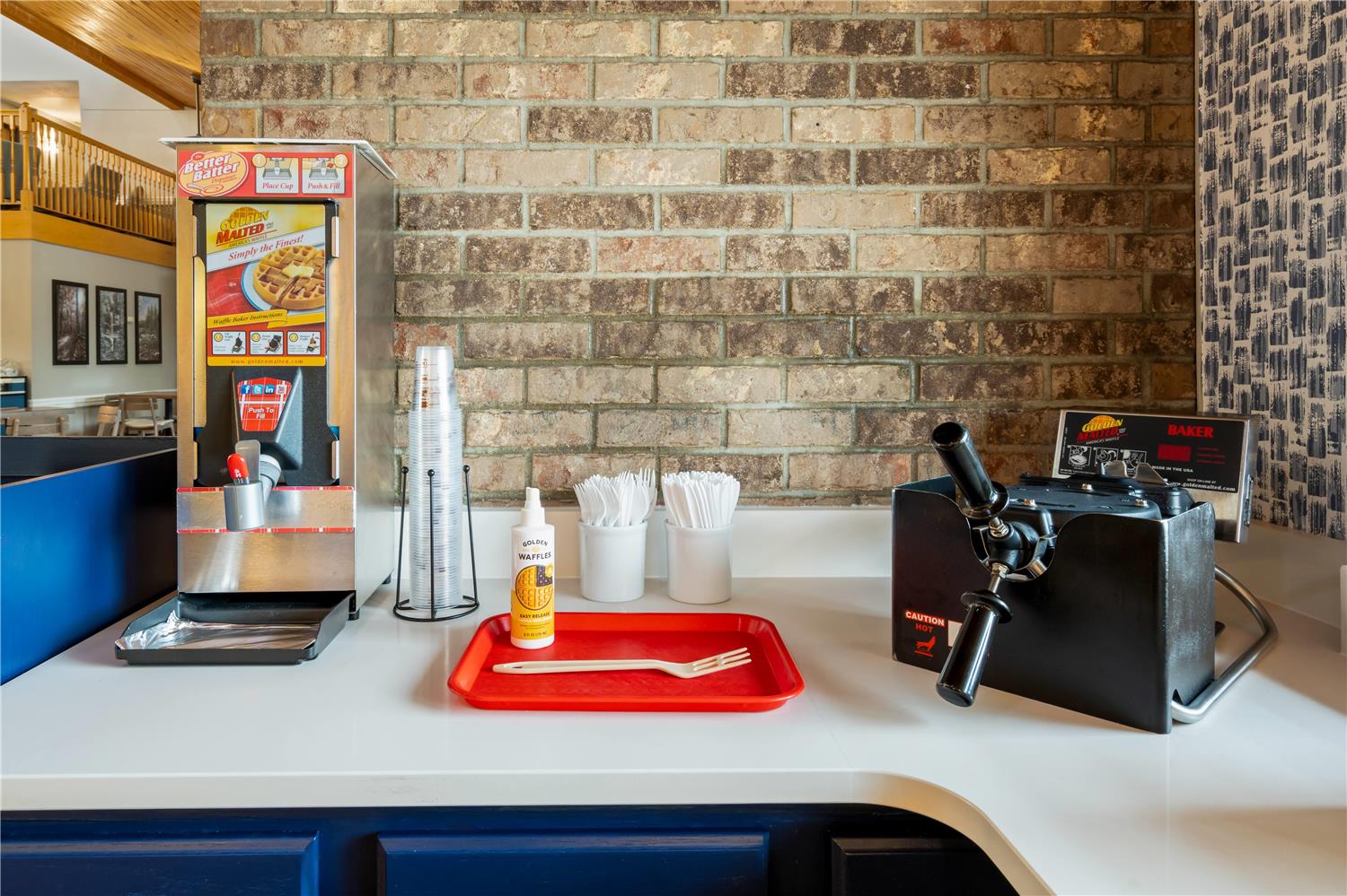 Фото AmericInn by Wyndham Bismarck