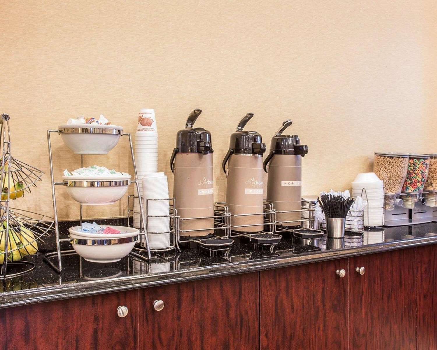 Фото Sleep Inn & Suites Athens