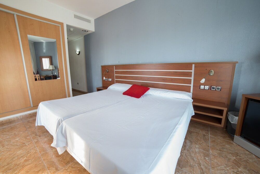 Фото Hotel La Familia Gallo Rojo