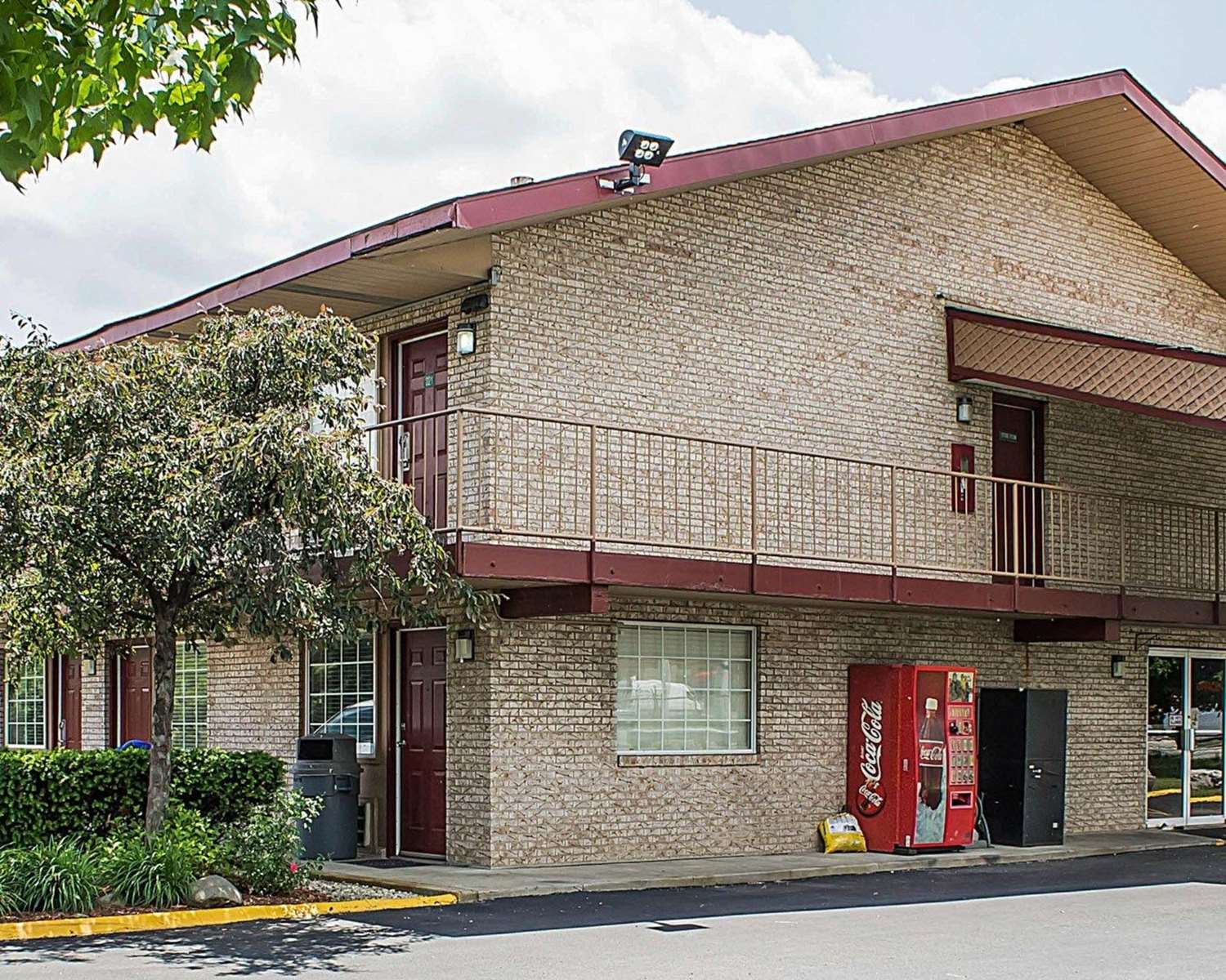 Фото Econo Lodge Columbus West