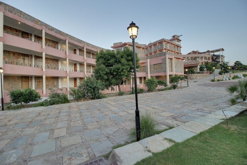 Фото Palm Valley Svasti Resort