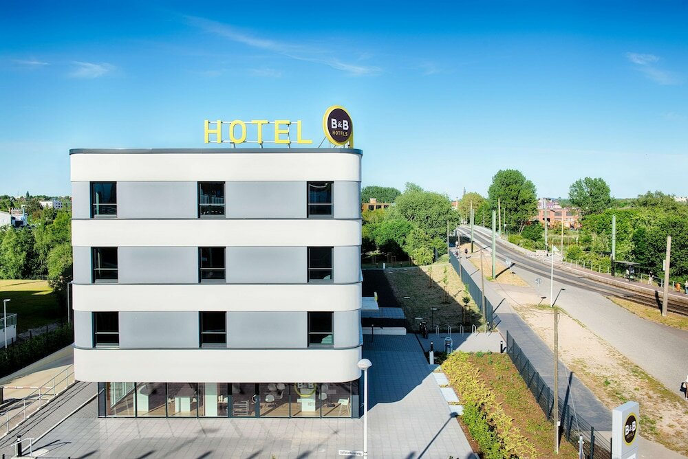 Фото B&b Hotel Rostock-Hafen