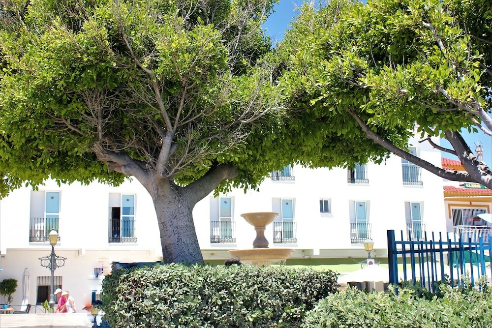 Фото Hotel Cabello