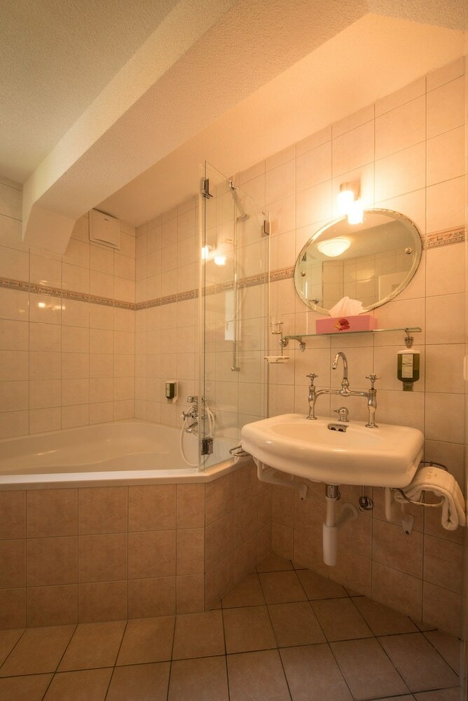 Фото Hotel Falken