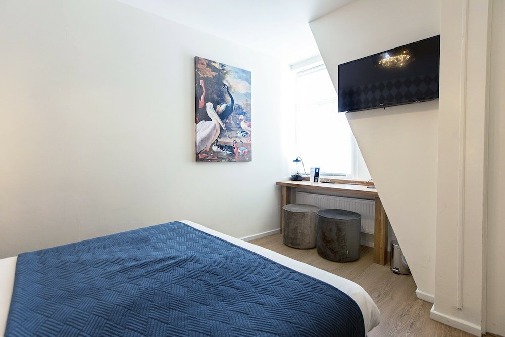 Фото Quentin Golden Bear Hotel