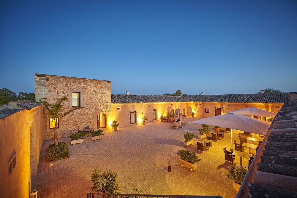 Фото Bennoc Petit Hotel