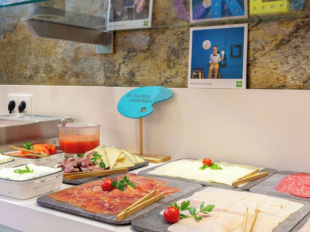 Фото Hotel ibis Styles Madrid Prado