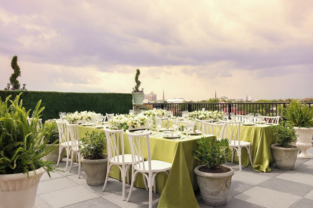 Фото Market Pavilion Hotel