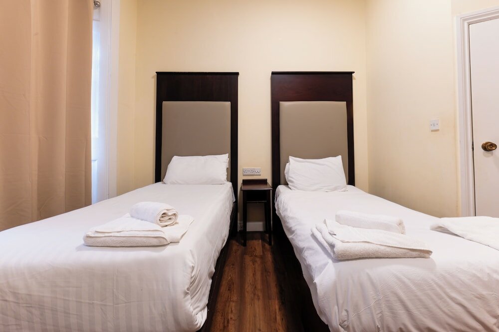 Фото Astoria Hotel