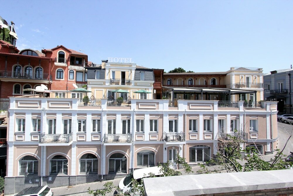 Фото отеля 3