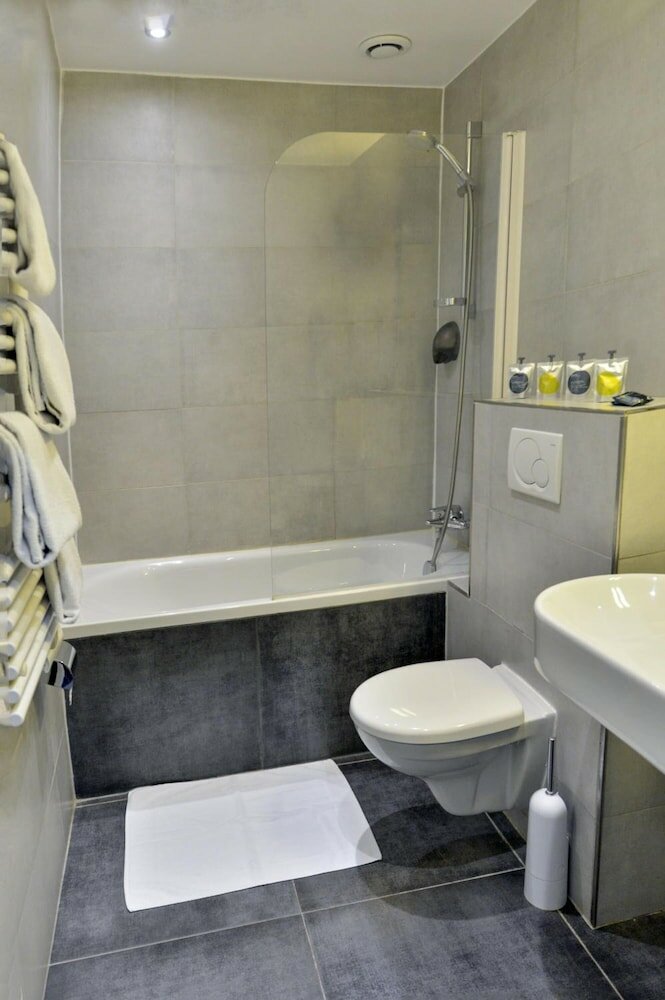 Фото Hotel Eugenie