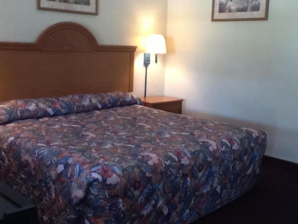 Фото Americas Best Inn and Suites Fort Lauderdale North