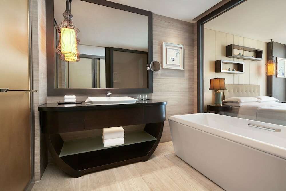 Фото Sheraton Shanghai Waigaoqiao Hotel