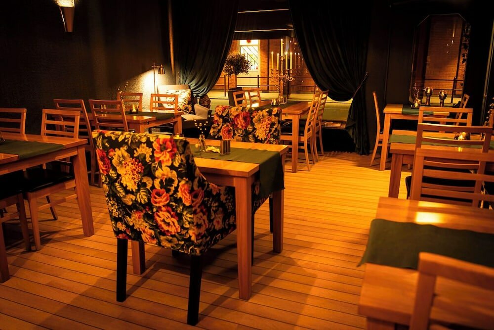 Фото Hotell Aqva Restaurang & Bar